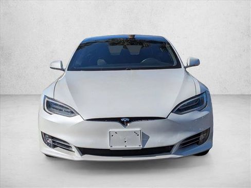 Used 2021 Tesla Model S Long Range image 2