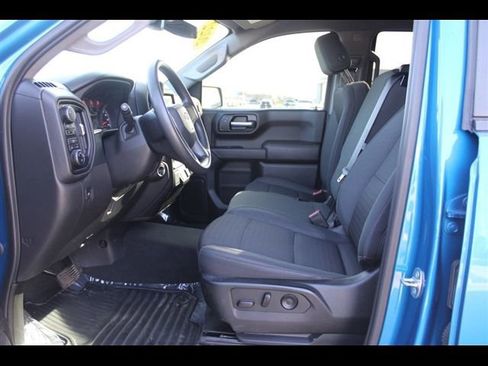 Used 2022 Chevrolet Silverado 1500 Custom w/ LPO, Dark Essentials Package AWD/4WD image 13