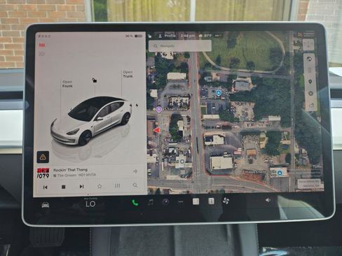 Used 2023 Tesla Model 3 Standard Range RWD image 39