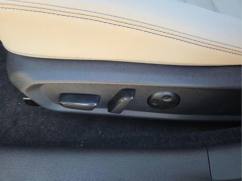 New 2026 Nissan Sentra SL w/ Floor Mat Package FWD image 14