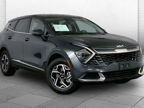 Used 2025 Kia Sportage LX AWD/4WD image 1