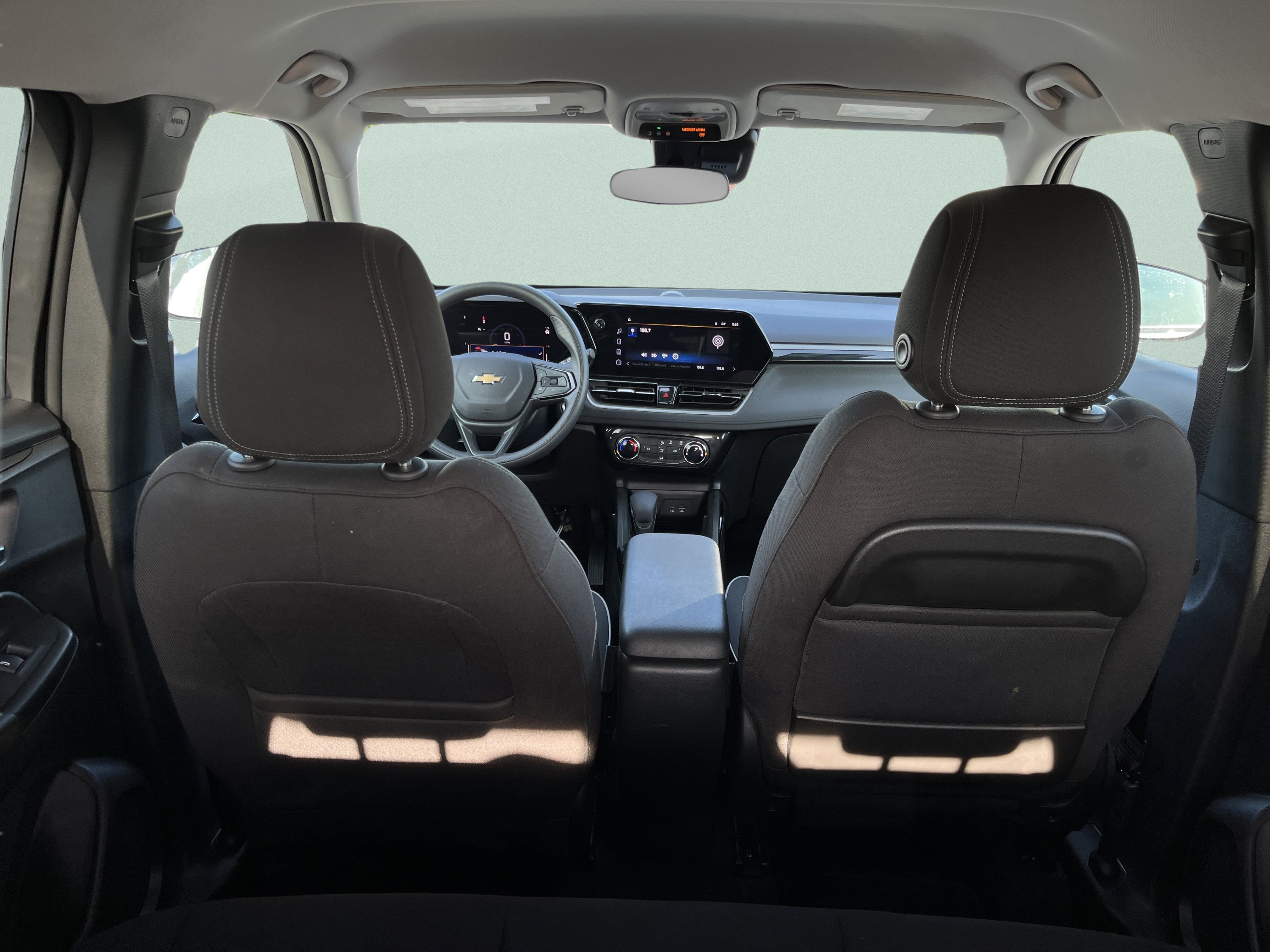 Used 2025 Chevrolet TrailBlazer LT AWD/4WD image 19