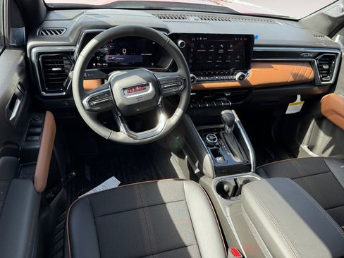 New 2026 GMC Canyon AT4 AWD/4WD image 15