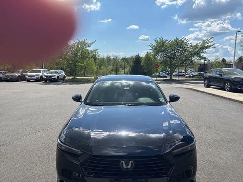 Used 2025 Honda Accord SE image 12