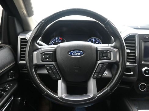 Used 2019 Ford Expedition Max Platinum image 13