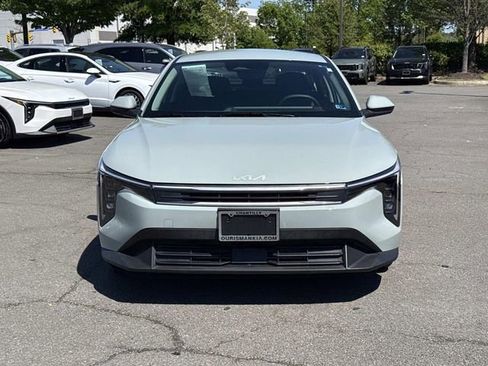 Used 2025 Kia K4 FWD image 6