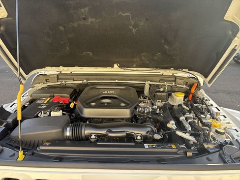 Used 2023 Jeep Wrangler Unlimited Rubicon 4xe w/ Safety Group image 34