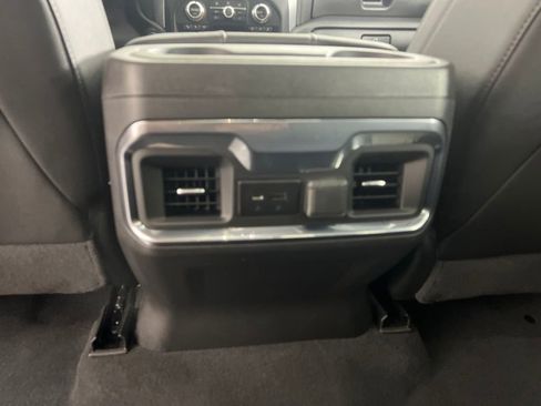 Used 2022 GMC Sierra 1500 SLT w/ SLT Premium Plus Package AWD/4WD image 21