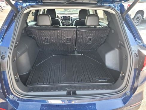 Used 2023 Chevrolet Equinox Premier w/ LPO, Floor Liner Package image 18