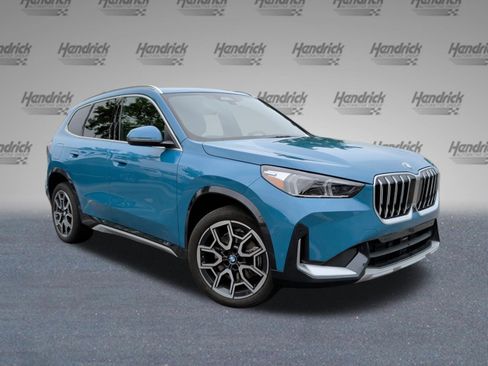 Used 2025 BMW X1 xDrive28i image 2