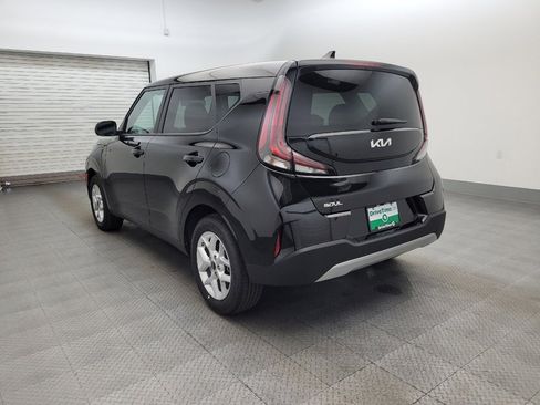 Used 2025 Kia Soul S FWD image 5