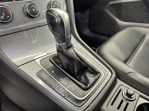 Used 2017 Volkswagen Golf Alltrack SEL AWD/4WD image 24
