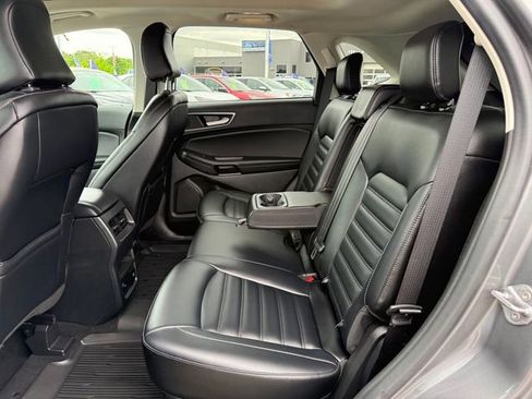 Certified 2024 Ford Edge SEL w/ Convenience Package AWD/4WD image 9