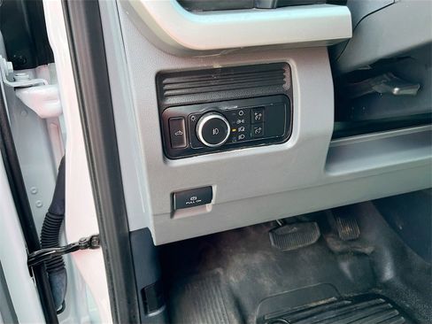 Used 2023 Ford F250 XL w/ XL Chrome Package image 10