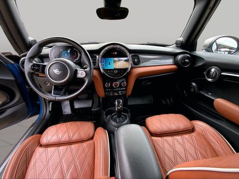 Used 2022 MINI Cooper Convertible w/ Signature Upholstery Package FWD image 15