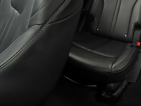 Used 2025 Kia Sorento EX FWD image 15