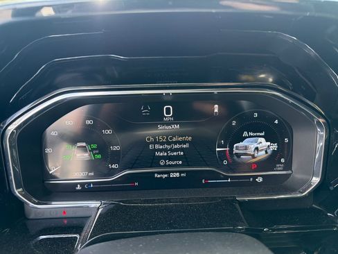 Used 2024 GMC Sierra 1500 Elevation w/ Preferred Package image 18