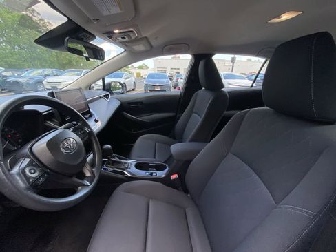 Used 2024 Toyota Corolla LE FWD image 19