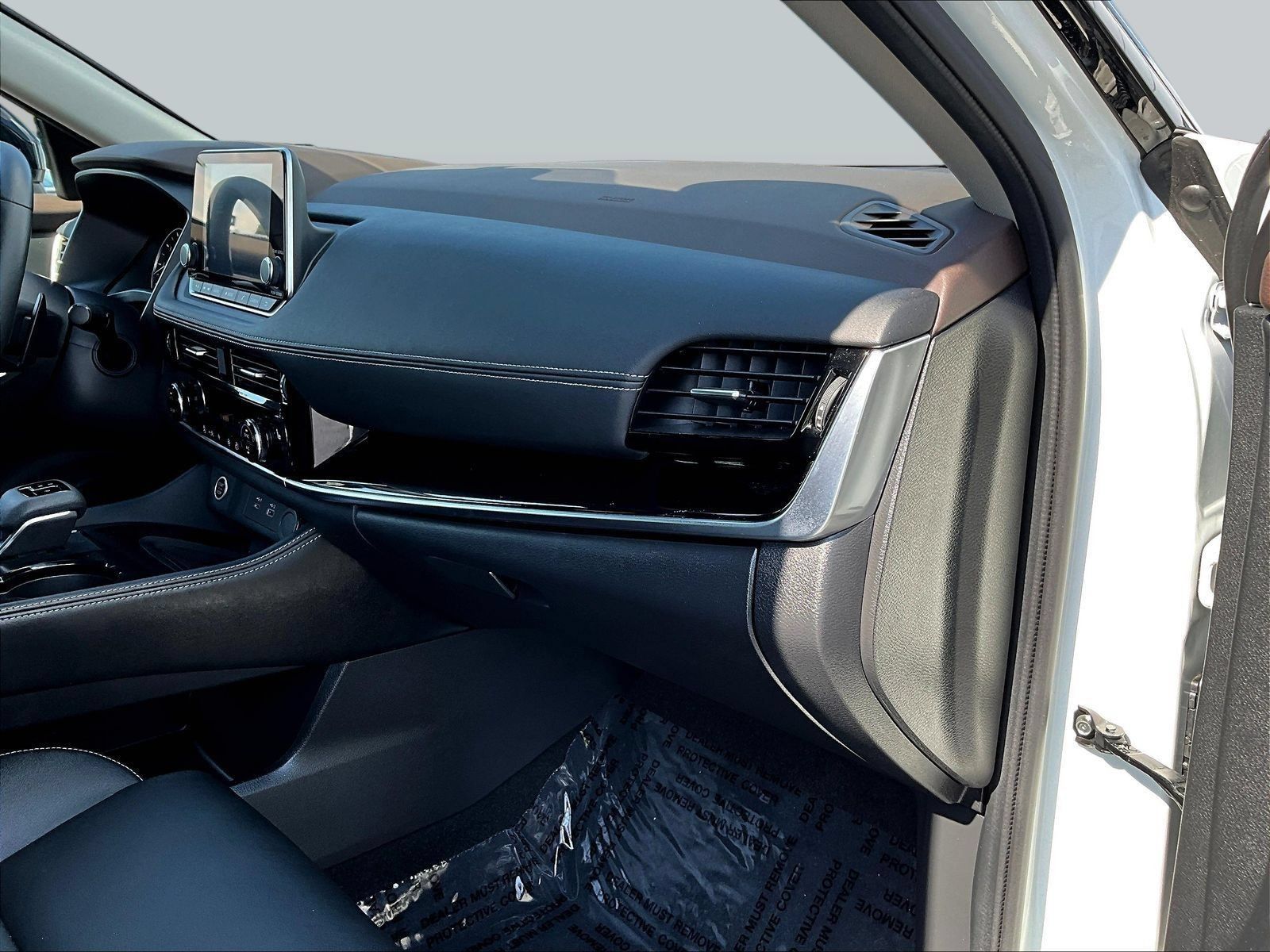 Certified 2023 Nissan Rogue SL AWD/4WD image 29