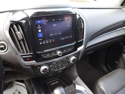 Used 2021 Chevrolet Traverse Premier w/ Redline Edition AWD/4WD image 15