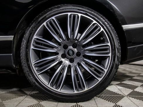 Used 2020 Land Rover Range Rover SV Autobiography Dynamic image 65