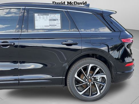 New 2025 Lincoln Corsair Grand Touring image 5