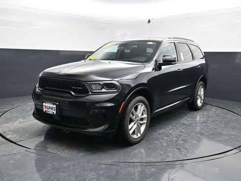 Used 2023 Dodge Durango GT image 4