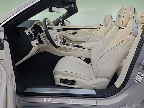 New 2024 Bentley Continental GT V8 image 28