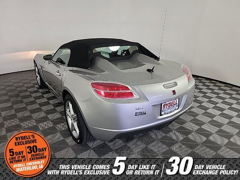 Used 2007 Saturn Sky image 14