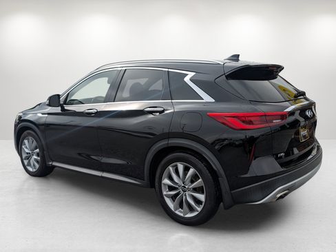 Used 2020 INFINITI QX50 Luxe w/ Cargo Package AWD/4WD image 7