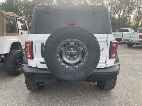 Certified 2025 Ford Bronco Badlands image 5