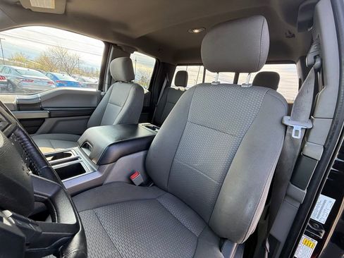 Used 2018 Ford F150 XLT w/ Equipment Group 302A Luxury AWD/4WD image 23