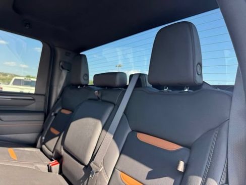 Certified 2025 GMC Sierra 2500 AT4 AWD/4WD image 20