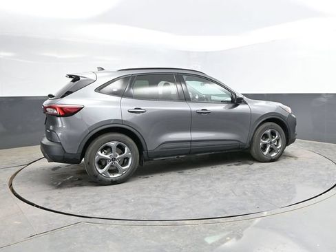 Used 2025 Ford Escape ST-Line AWD/4WD image 2