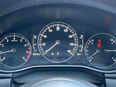 Used 2019 MAZDA MAZDA3 Hatchback w/ Preferred Package image 24