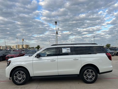 New 2025 Ford Expedition Max Active AWD/4WD image 5