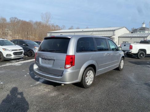 Used 2017 Dodge Grand Caravan SE w/ Power Window Group image 5