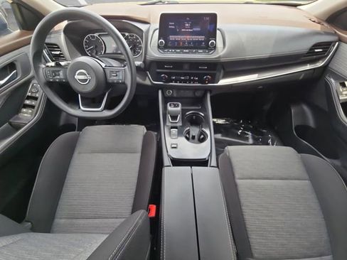 Used 2023 Nissan Rogue SV FWD image 20