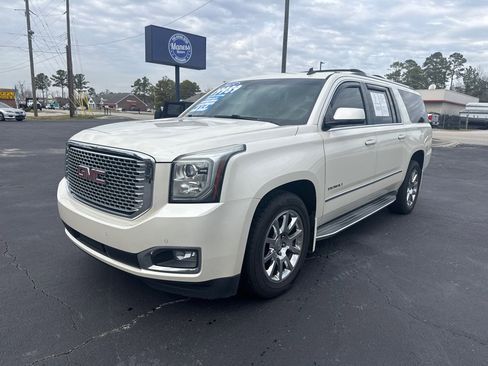 Used 2015 GMC Yukon XL Denali w/ Touring Package image 1