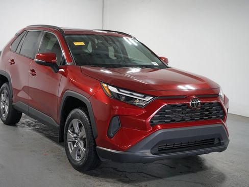 Certified 2024 Toyota RAV4 XLE w/ Convenience Package FWD image 3