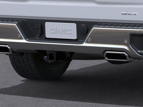 New 2026 GMC Sierra 1500 SLT image 14