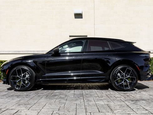 Used 2025 Aston Martin DBX 707 image 38