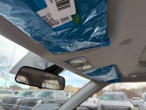 New 2026 Hyundai Venue SEL image 31