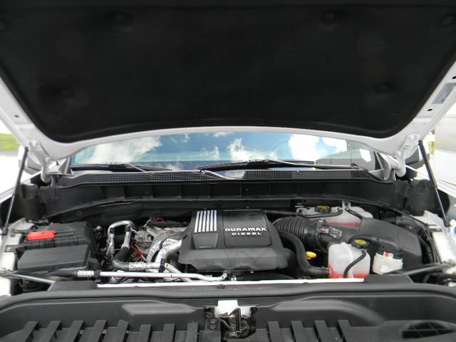 Used 2023 Chevrolet Silverado 1500 LTZ AWD/4WD image 8