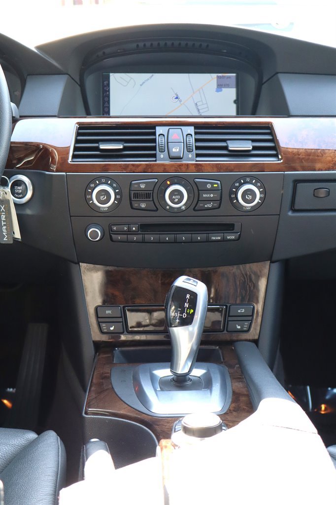 Used 2010 BMW 535i Sedan RWD image 12