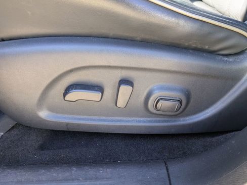 Used 2019 INFINITI QX60 Luxe w/ Essential Package image 5