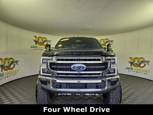 Used 2020 Ford F250 Lariat w/ Tremor Off-Road Package AWD/4WD image 3