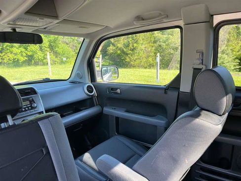 Used 2004 Honda Element EX image 62