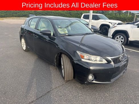 Used 2013 Lexus CT 200h w/ Premium Pkg w/Navigation FWD image 3