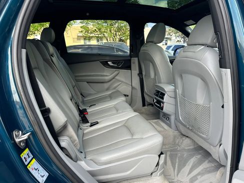 Used 2018 Audi Q7 3.0T Prestige AWD/4WD image 28